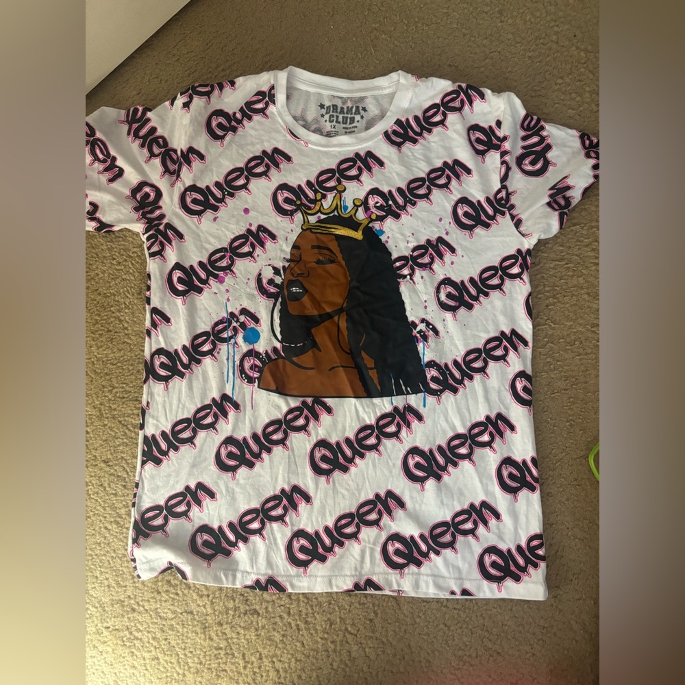 Queen Graphic  T-Shirt - White and Black